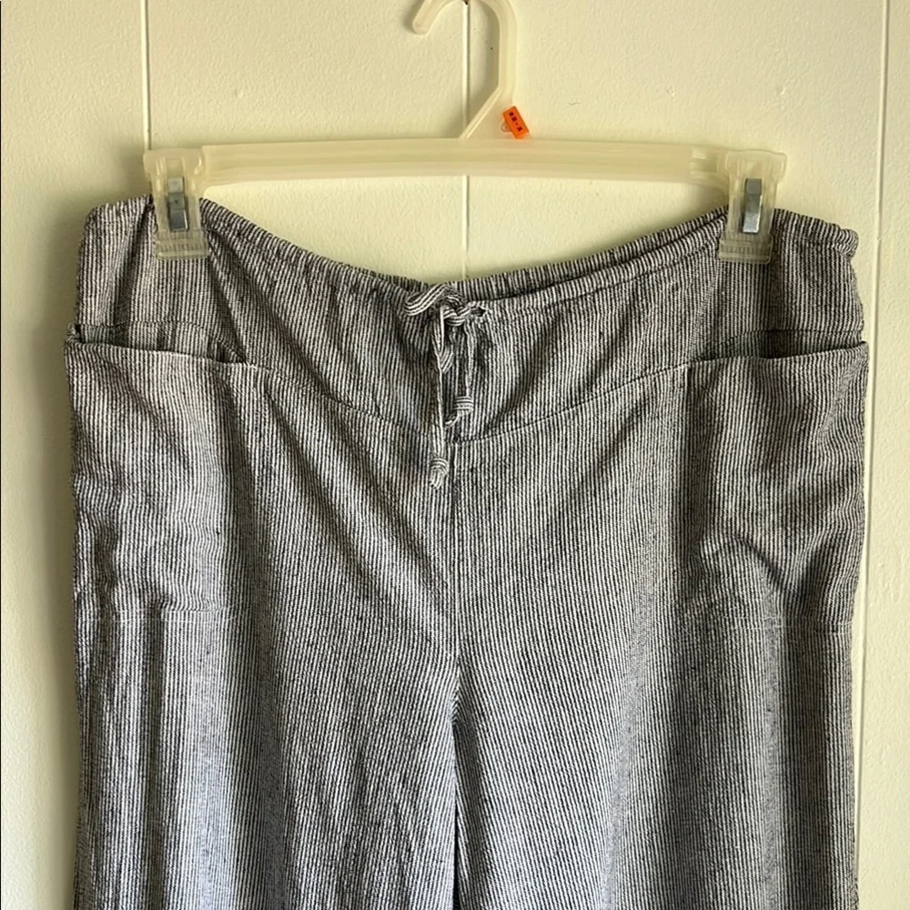Chico's Black and White Wide Leg Linen Blend Coastal Lagen Look Pants Sz 12 or L